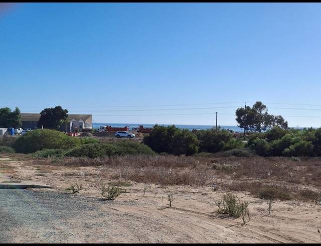 LAND FOR SALE IN DA GAMA BAY